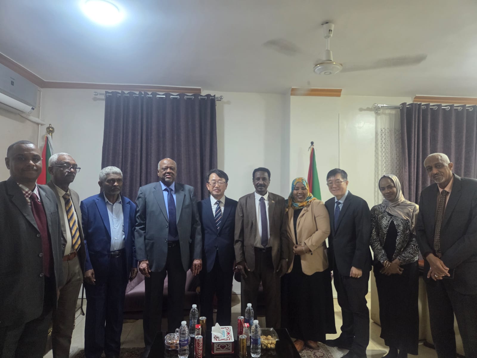 (12.10) 남궁환 대사, 주아스완수단총영사 면담